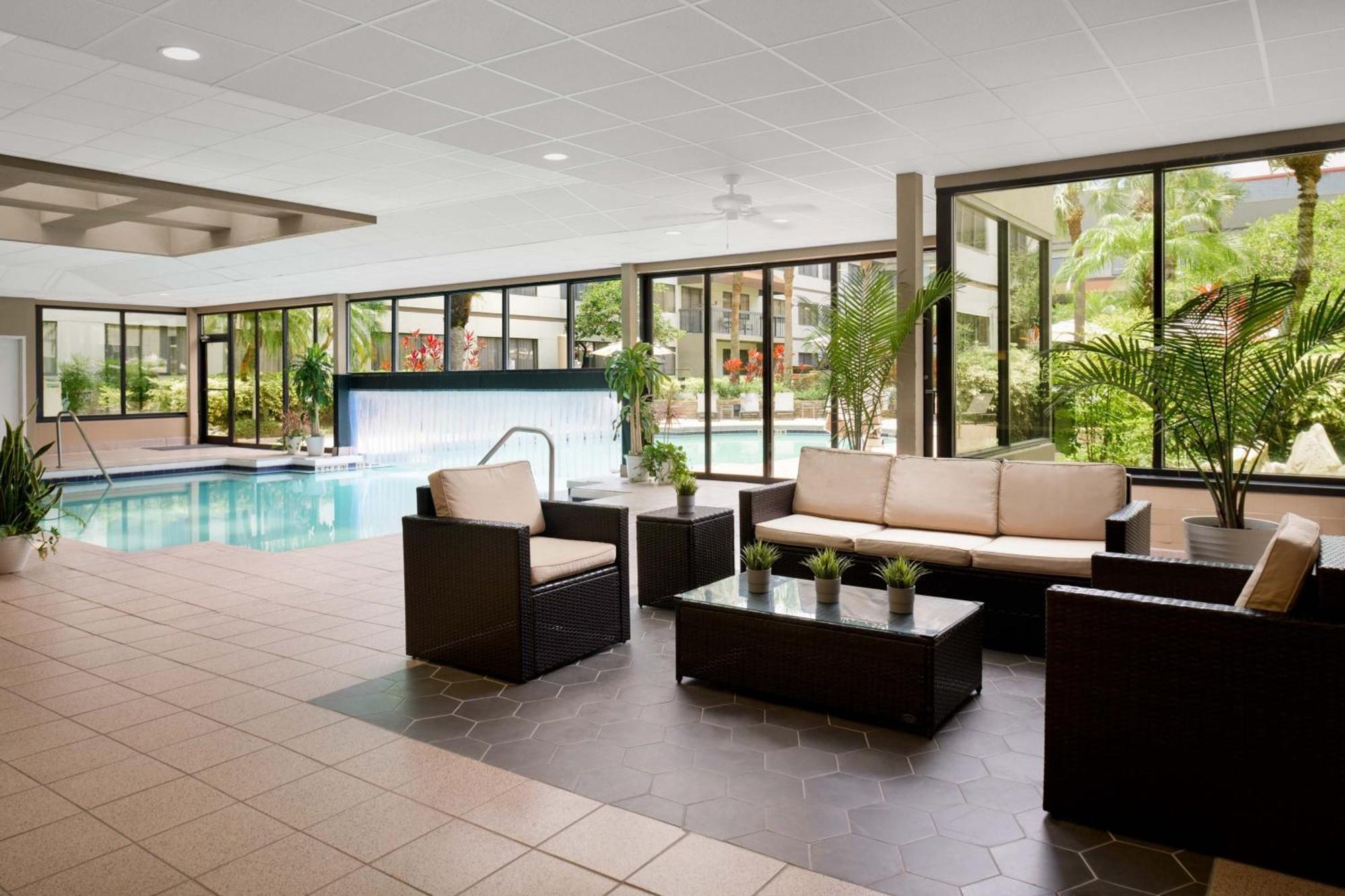 فندق Sheraton Suites Orlando Airport المظهر الخارجي الصورة